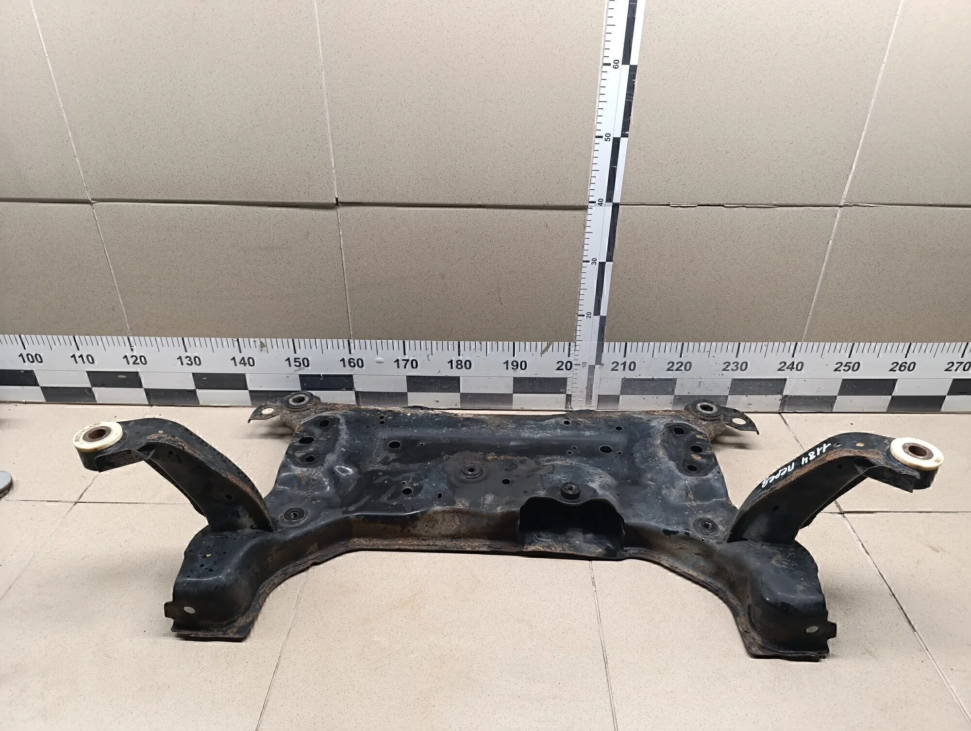 Балка подмоторная Focus III 2011>