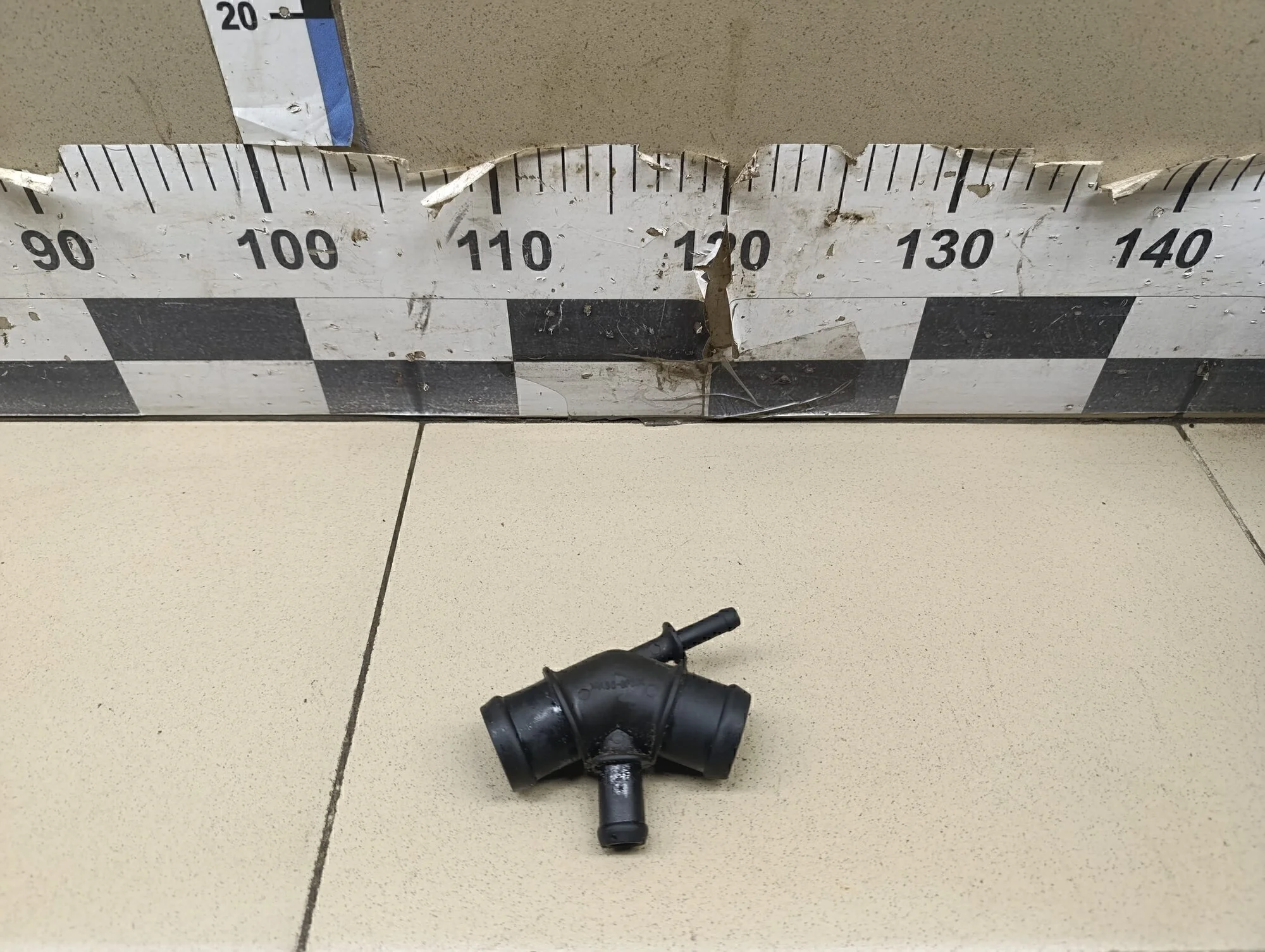 Фланец-тройник Golf IV/Bora 1997-2005