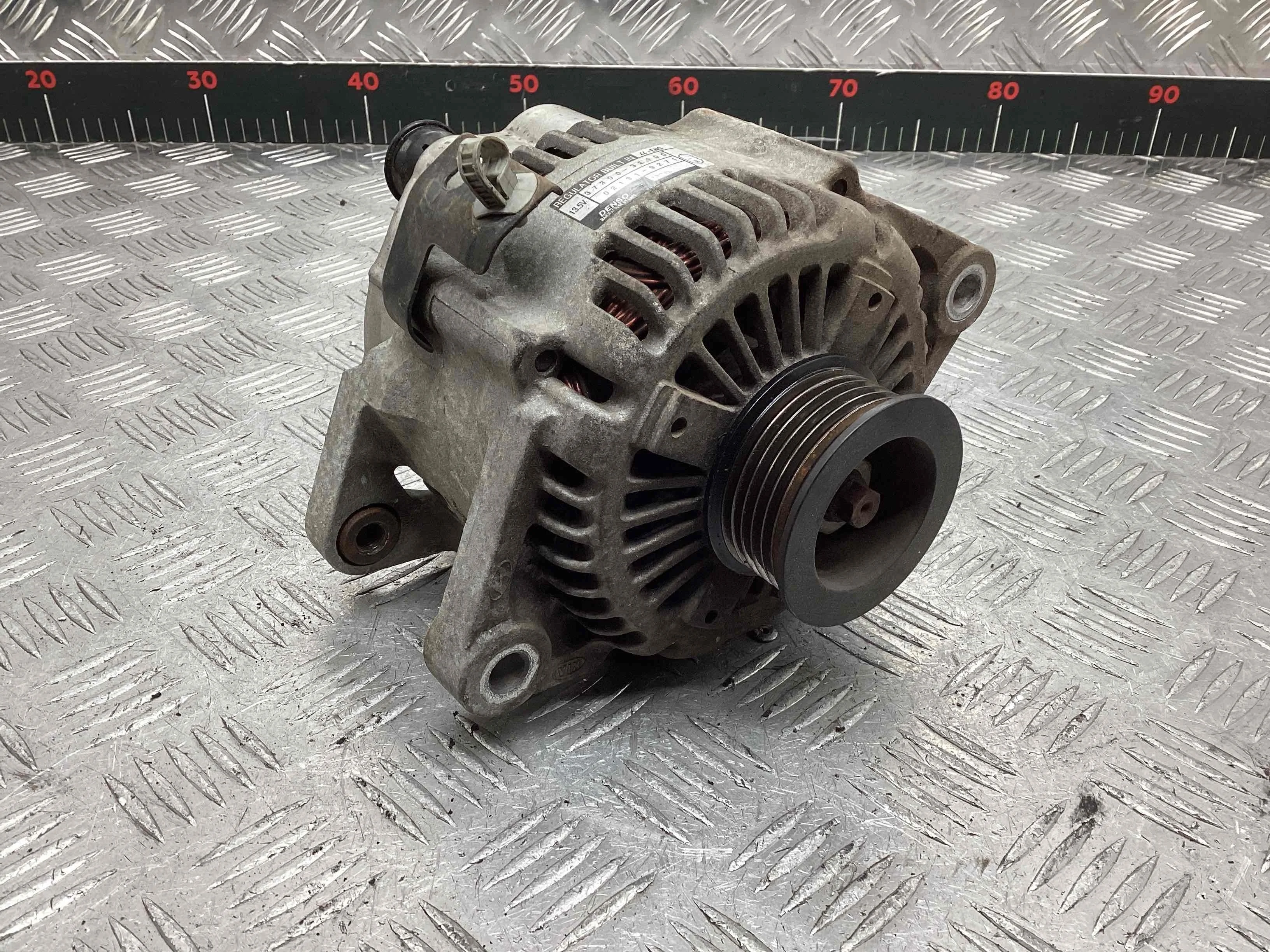 Генератор Kia Carnival Carnival II (VQ) 2006-2014 2008 2,7 Бензин МКПП 5ст. Минивэн.