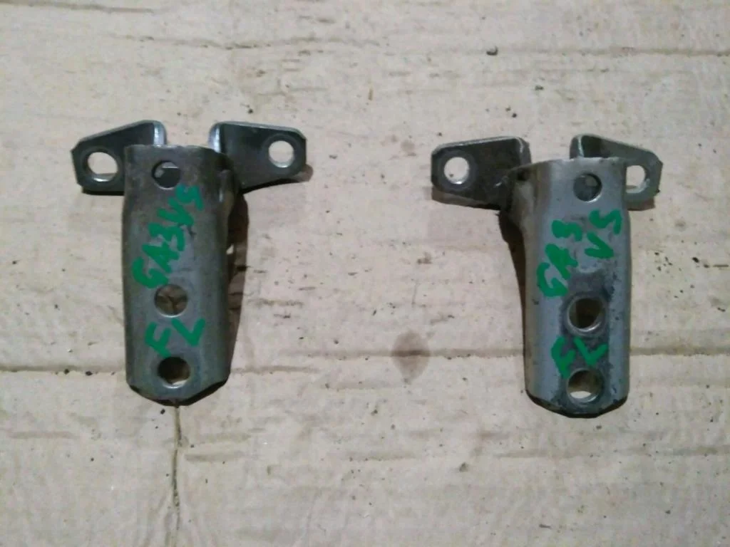 Б.у. петля двери MITSUBISHI ASX GA3W MITSUBISHI ASX GA3W