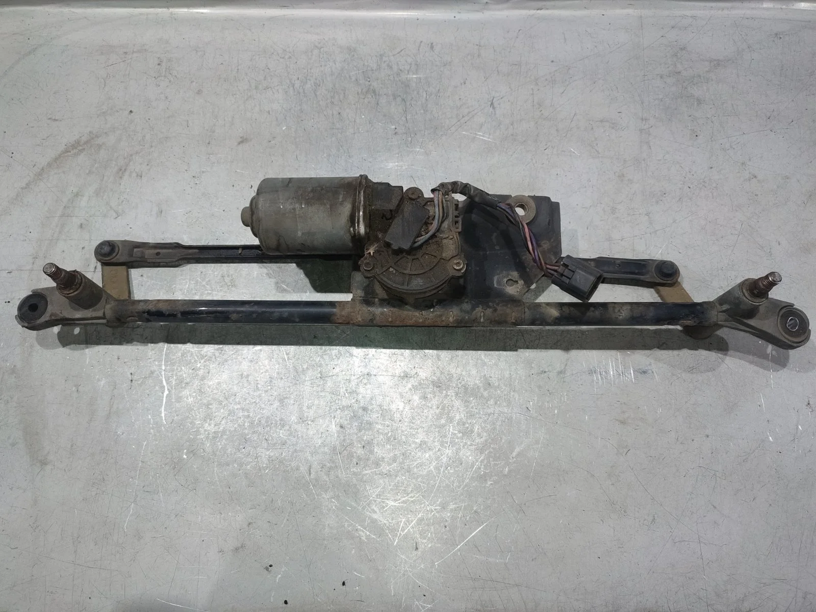 Стеклоочиститель Ssang Yong Actyon 2007 C100