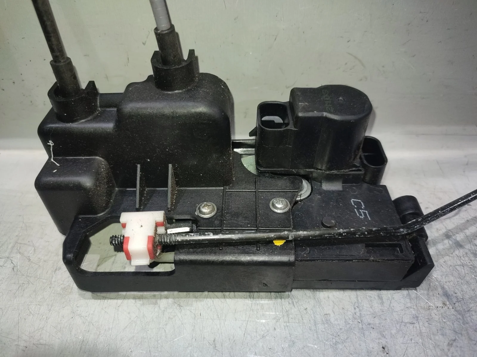 Замок двери SsangYong Actyon 2013 C200