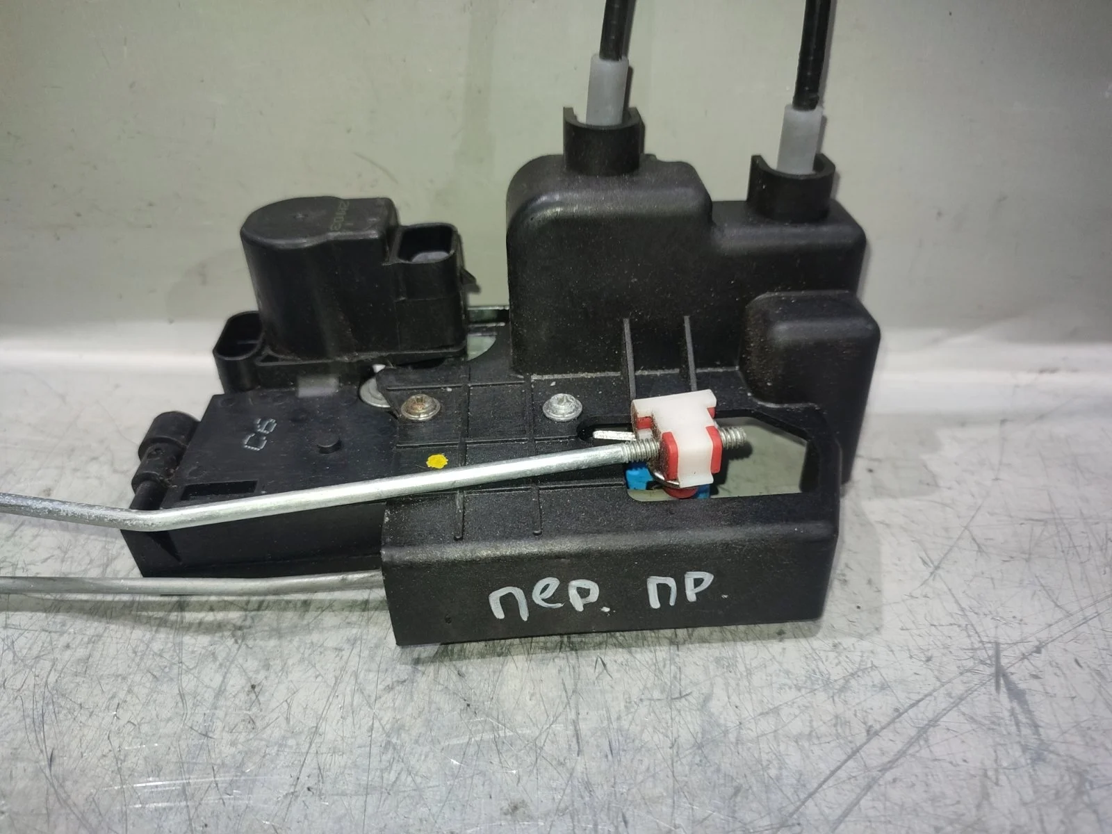 Замок двери SsangYong Actyon 2013 C200