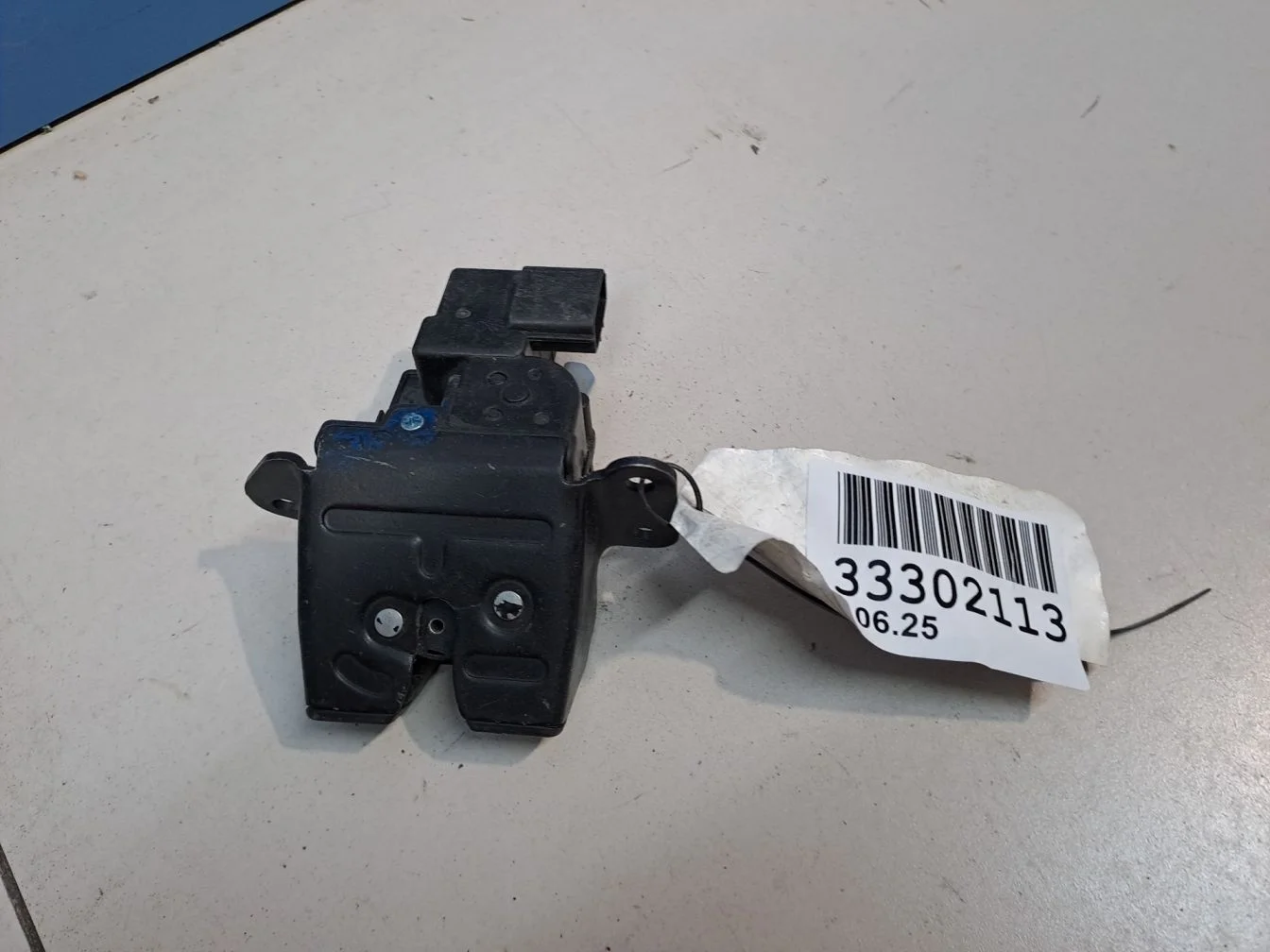 Замок багажника для KIA Ceed 2012-2018