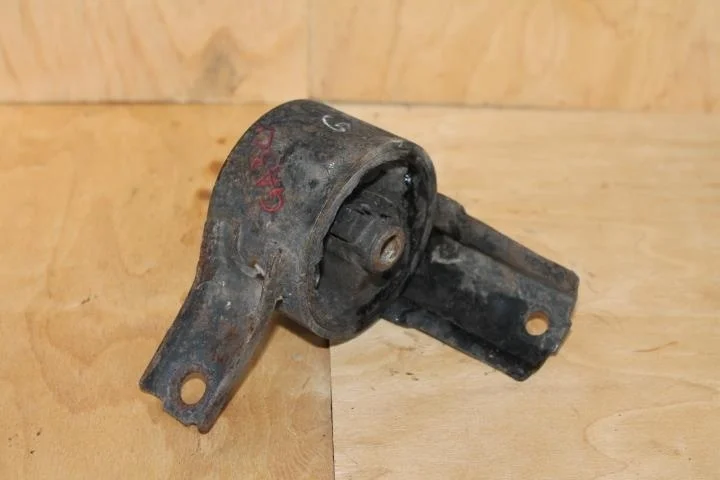 Б.у. опора двигателя MITSUBISHI ASX GA3W MITSUBISHI ASX GA3W