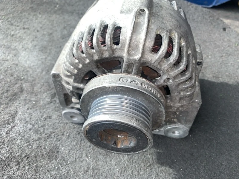 Генератор Renault Megane