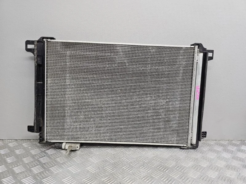 Радиатор кондиционера Mercedes W204