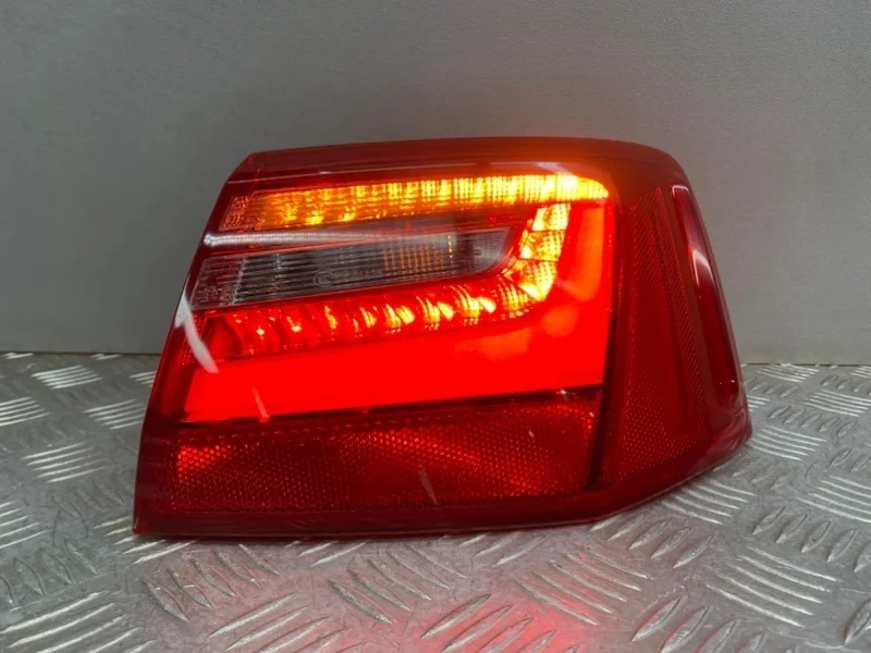 Фонарь Audi A6 C7