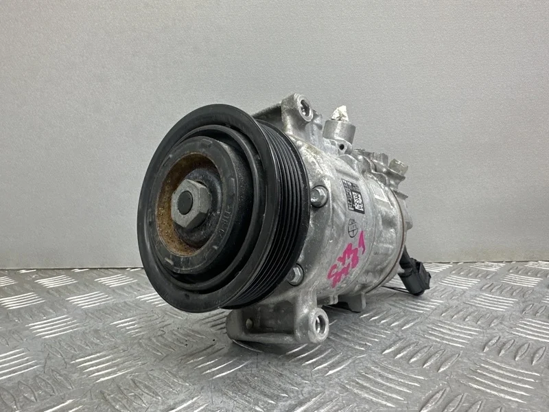 Компрессор кондиционера Audi A4 B9