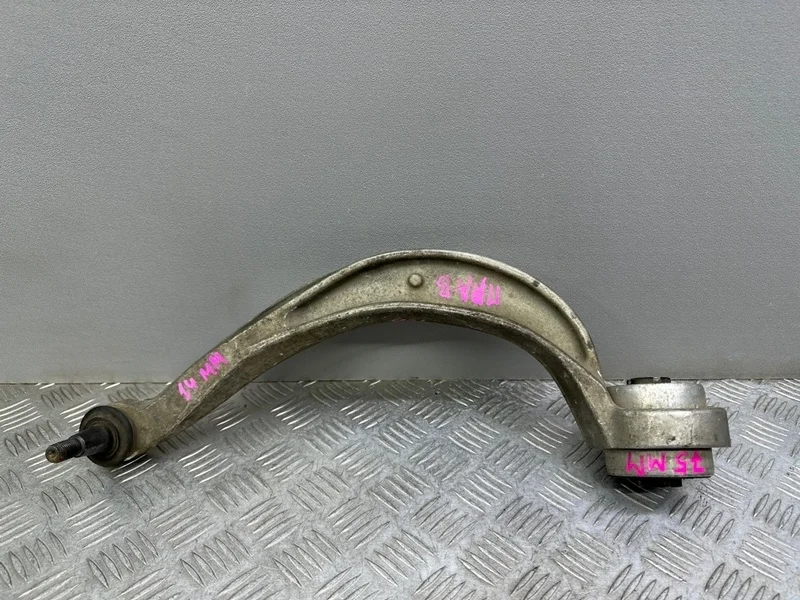 Рычаг кривой нижний Audi S4 B8