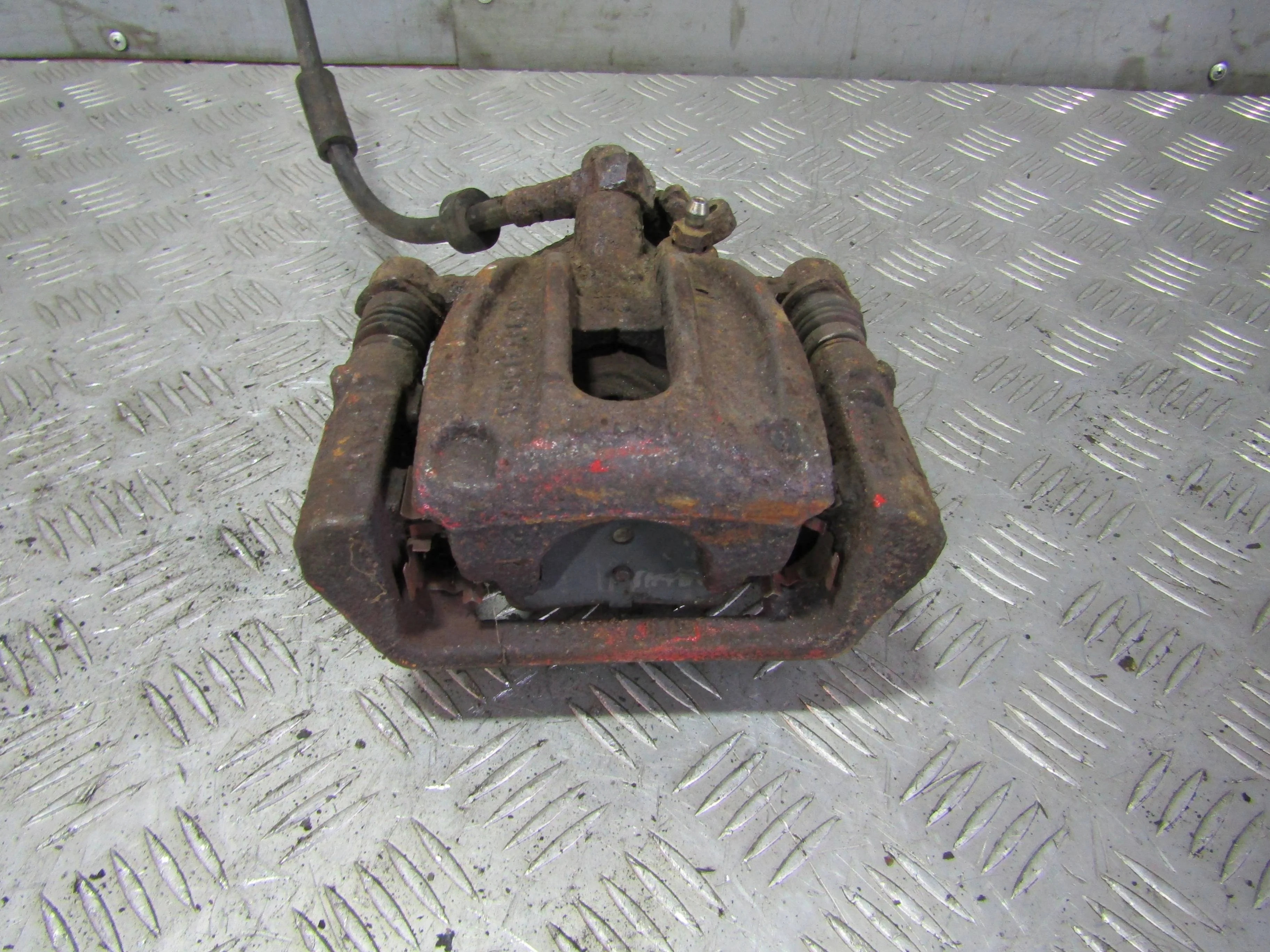 Суппорт задний правый HONDA Civic VIII (2005—2009)