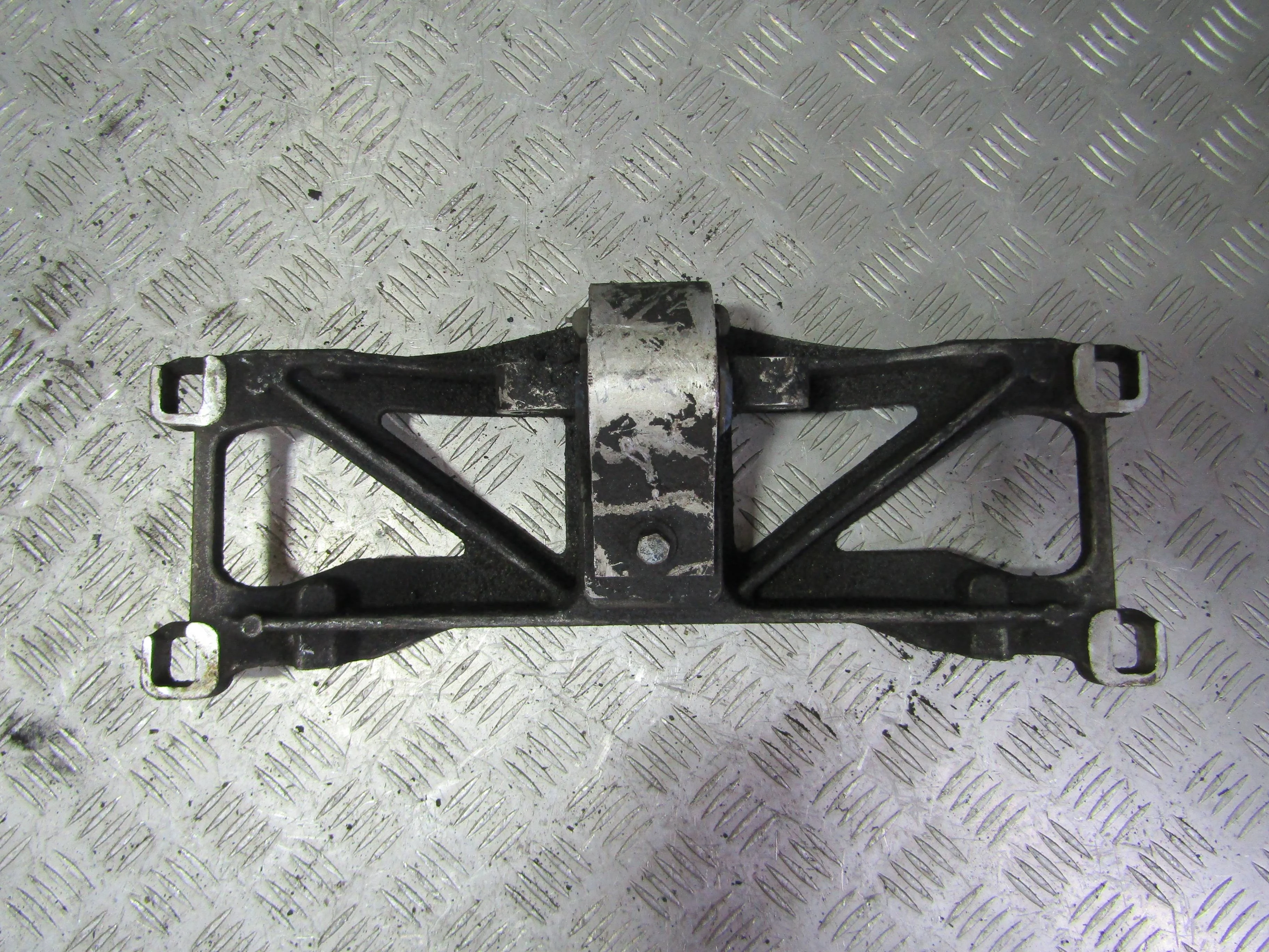 Опора КПП JAGUAR XF I рестайлинг (2011—2015)