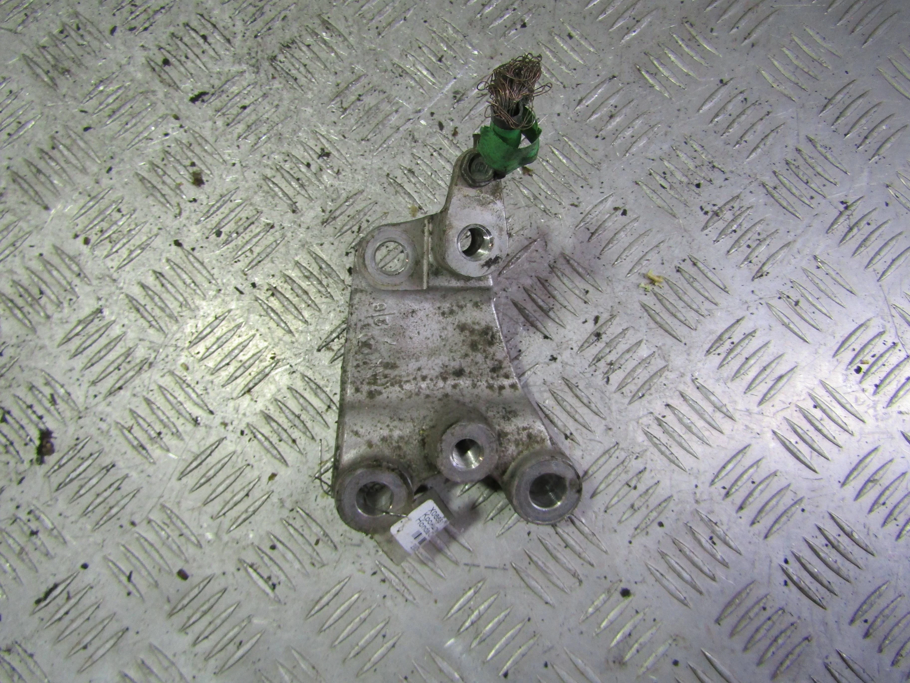 Кронштейн опоры двигателя HONDA Civic VIII (2005—