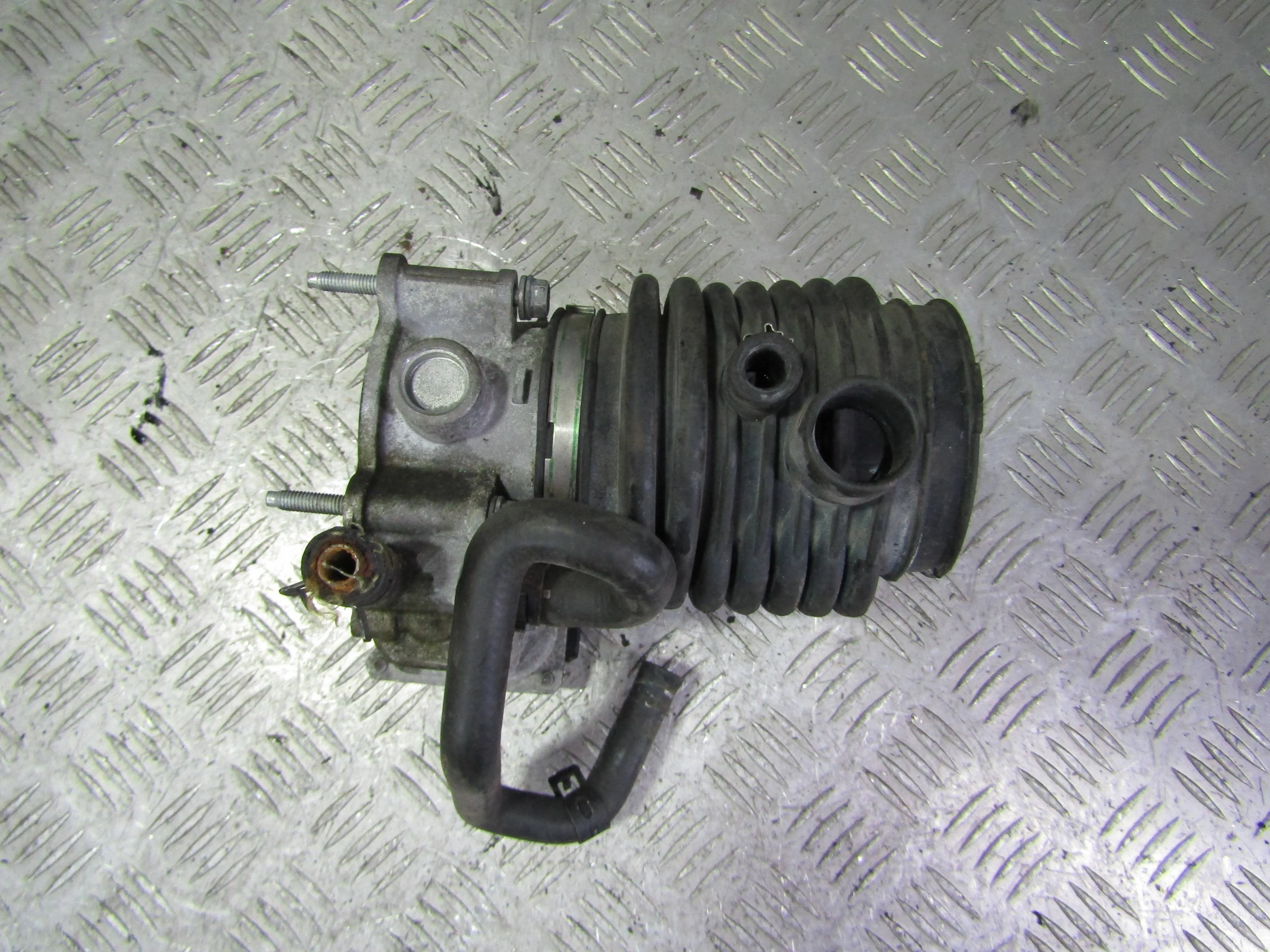 Заслонка дроссельная JAGUAR X-type I (2001—2009)