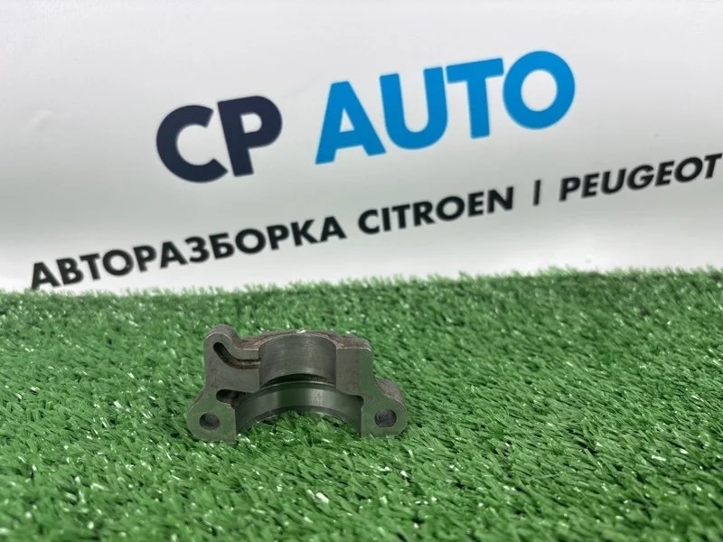 Бугель (шейка) выпускного распредвала Peugeot 308 2007 T7