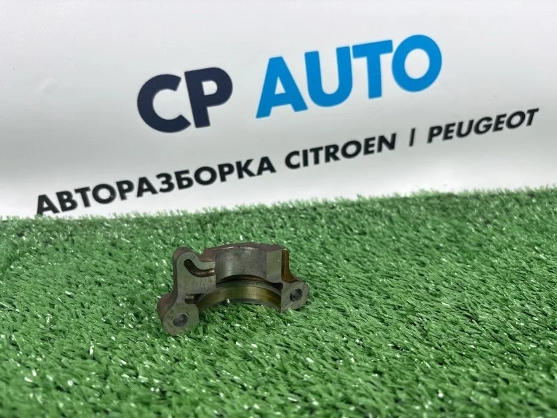 Бугель (шейка) выпускного распредвала Peugeot 308 2011