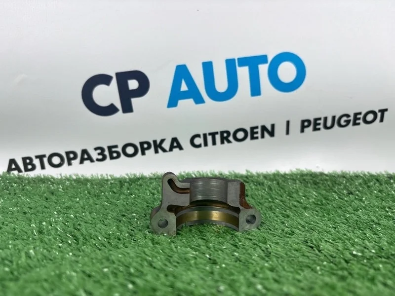 Бугель (шейка) выпускного распредвала Peugeot 308 2012