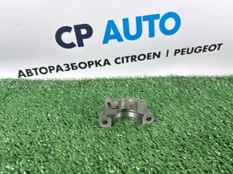 Бугель (шейка) выпускного распредвала Peugeot 207 2012