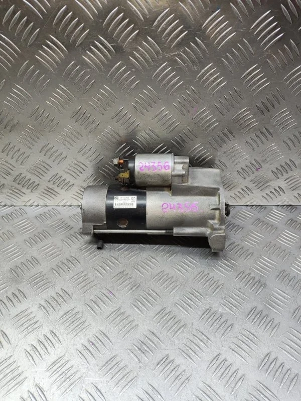 Стартер Mitsubishi Pajero 3 1810A050 V73 4M41