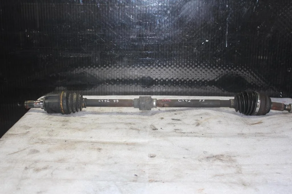 Б.у. привод MITSUBISHI LANCER CY4A MITSUBISHI LANCER CY4A