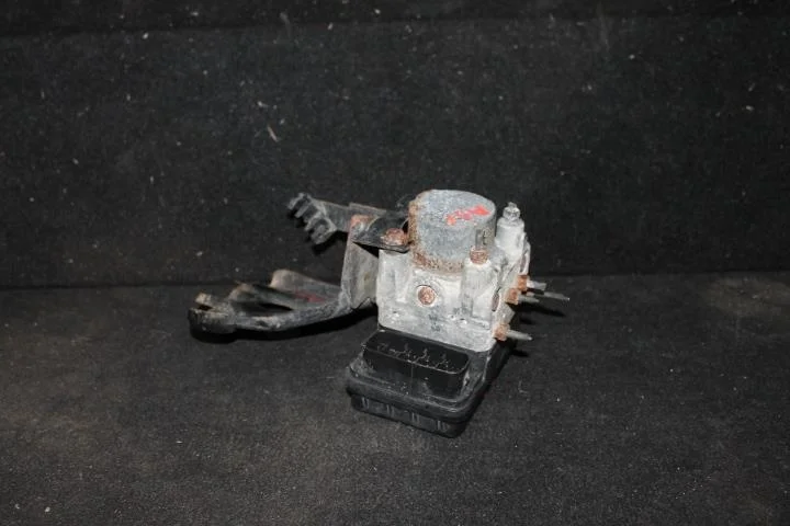 Б.у. блок abs TOYOTA RAV4 ACA30 TOYOTA RAV4 ACA30