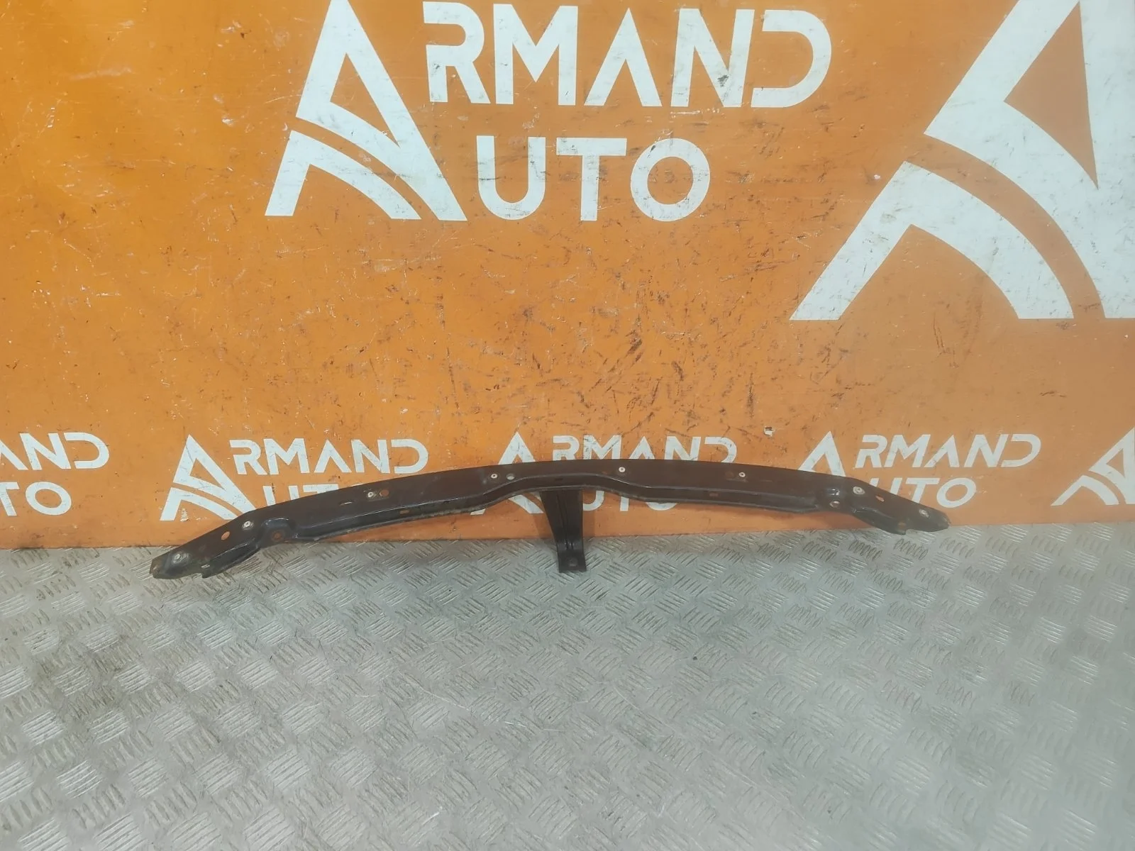 Усилитель бампера верхний Mitsubishi Outlander 2009-2013 XL