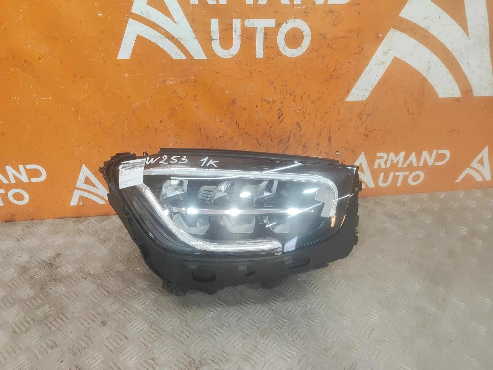 Фара Mercedes GLC-Class 2019-нв X253