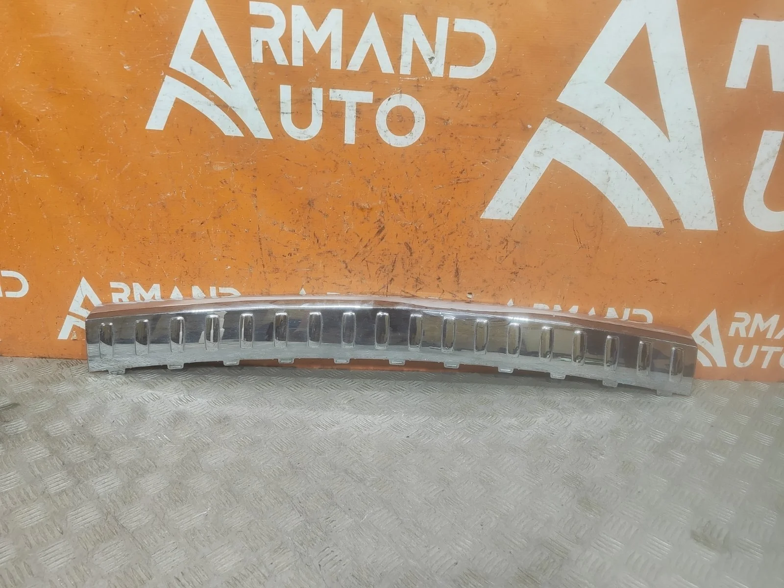 Накладка бампера верхняя Mercedes GL GLS-Class 2012-2019 X166