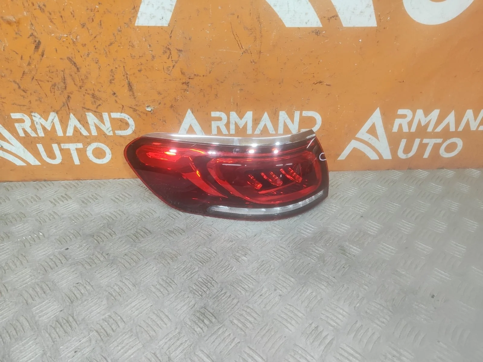 Фонарь внешний Mercedes GLS-Class 2019-нв X167