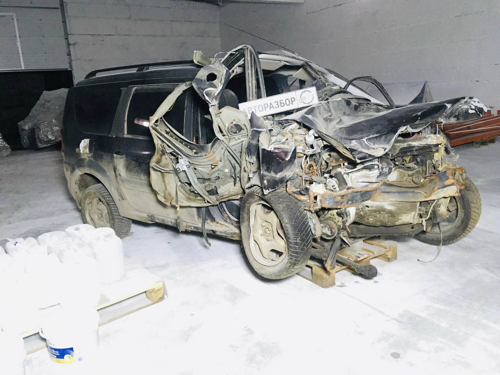 Продажа LADA Largus 1.6 (102Hp) (K4M490) FWD MT по запчастям