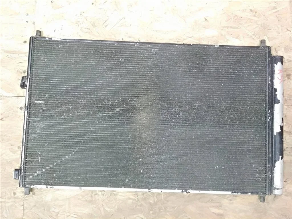 Б.у. радиатор кондиционера TOYOTA RAV4 ACA30 TOYOTA RAV4 ACA30