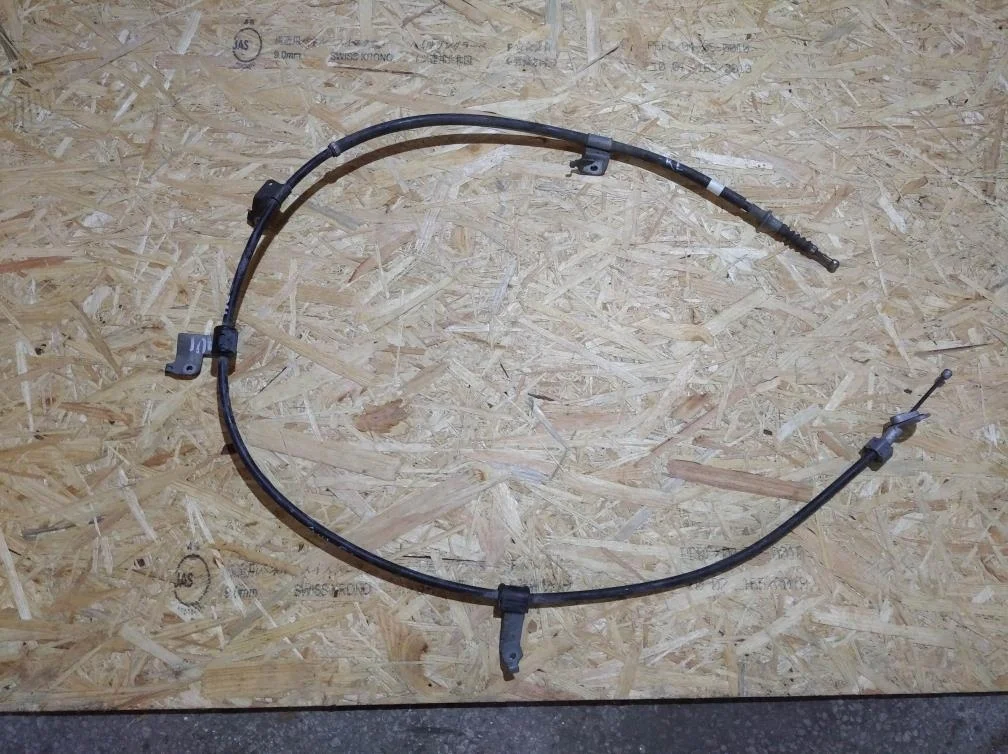 Б.у. трос стояночного тормоза TOYOTA AURIS ZRE150 TOYOTA AURIS ZRE150