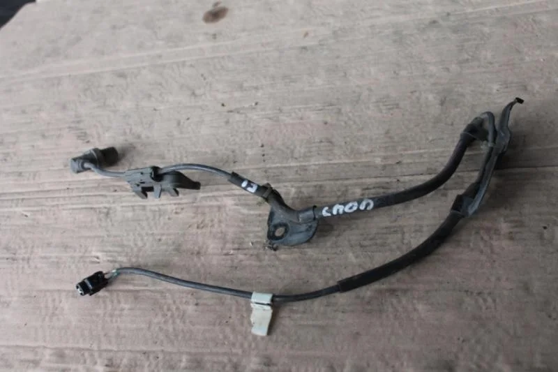 Б.у. датчик abs TOYOTA CAMRY V40 ACV40 TOYOTA CAMRY V40 ACV40