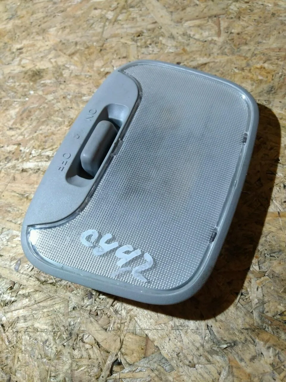 Б.у. плафон салонный MITSUBISHI LANCER CY4A MITSUBISHI LANCER CY4A