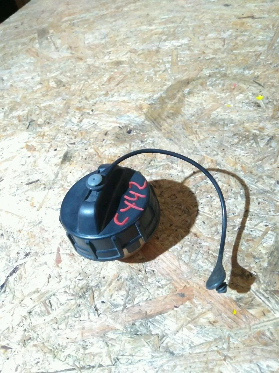 Б.у. крышка топливного бака MITSUBISHI LANCER CY4A MITSUBISHI LANCER CY4A