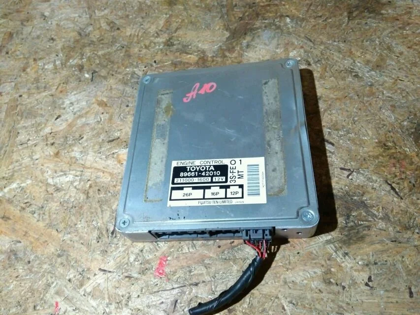 Б.у. блок управления двигателем TOYOTA RAV4 SXA10 TOYOTA RAV4 SXA10