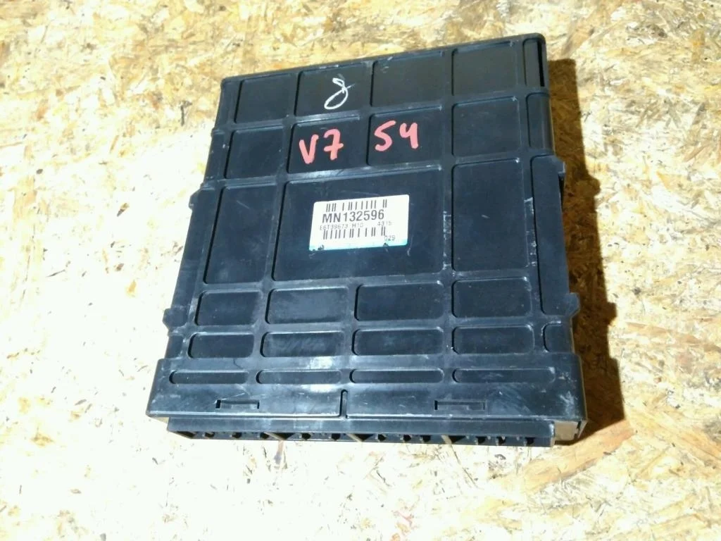 Б.у. блок управления двигателем MITSUBISHI PAJERO V75W MITSUBISHI PAJERO V75W