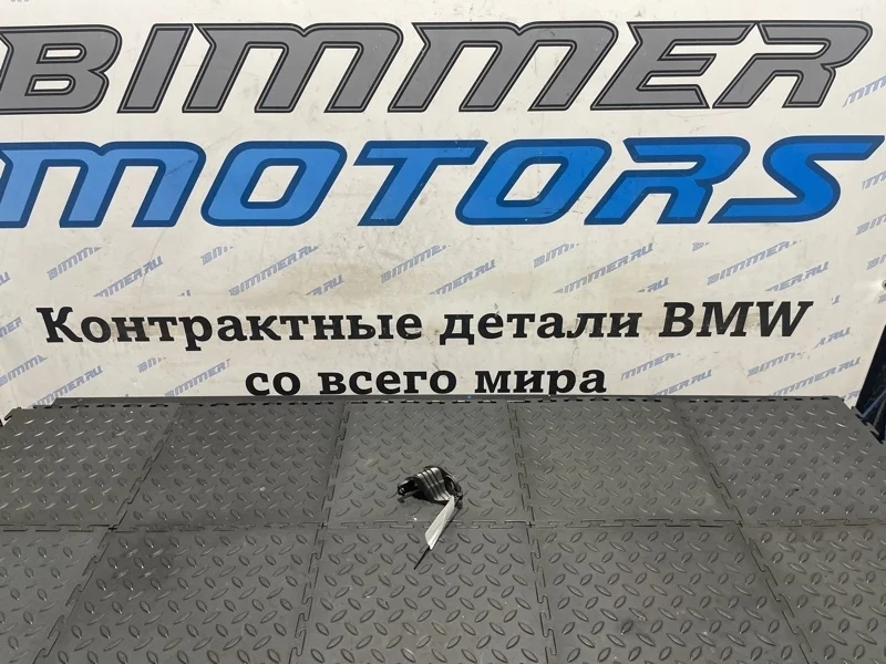 Кронштейн фары BMW 435iX 2015 51647285598 F33 N55B30A, правый