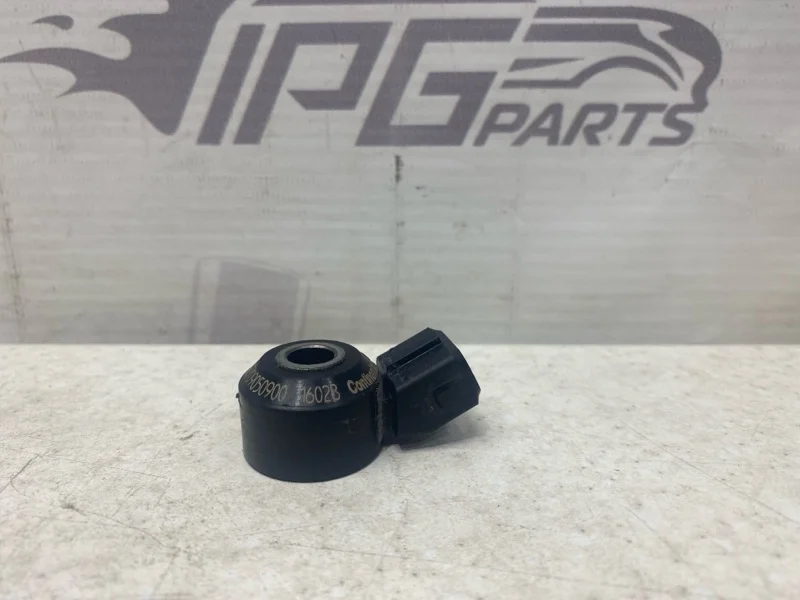 Датчик детонации Mercedes-benz 2016 W246