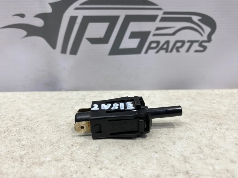 Выключатель стояночного тормоза Mercedes-benz 2007 W211