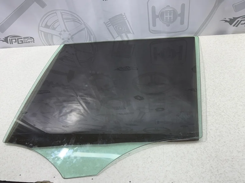 Стекло задней левой двери опускное Mercedes-benz ML 2007 W164