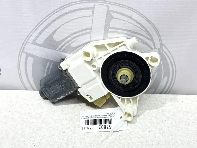 Моторчик стеклоподъемника передней правой двери Mercedes-benz 2007 W164