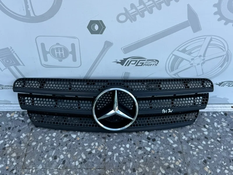 Решетка радиатора Mercedes-benz ML 2002 W163