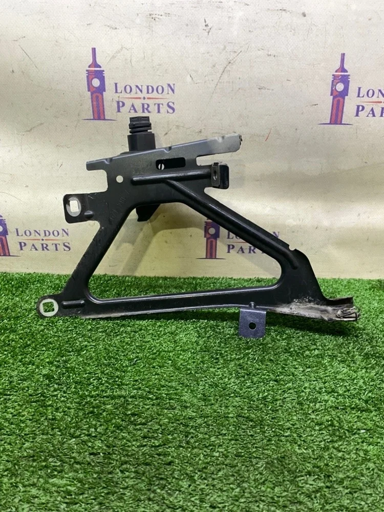 Кронштейн крепления крыла BMW F01