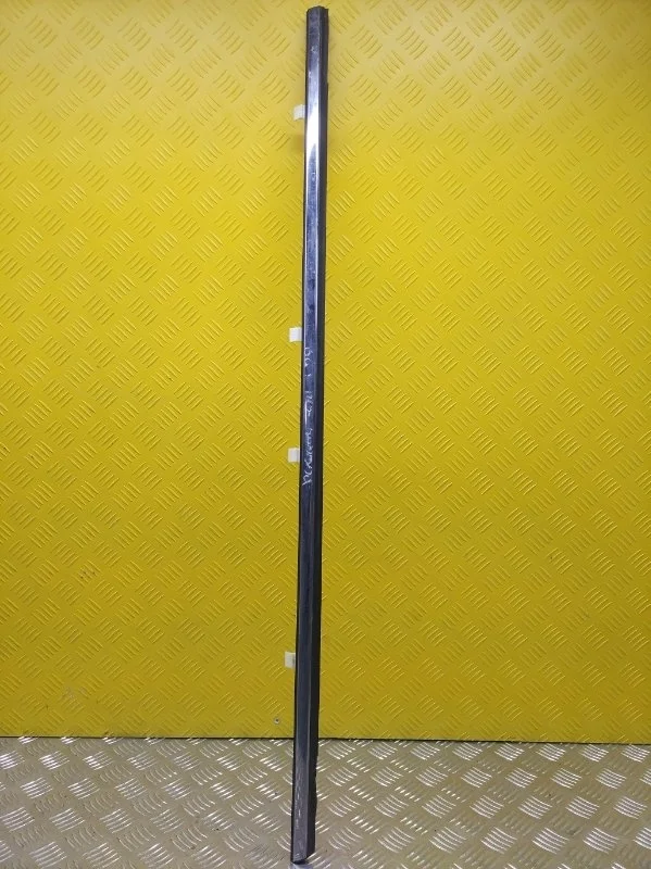 Молдинг стекла двери задней левой наружный Opel Antara I (2006-2015) 2010 95460119 2.0 D