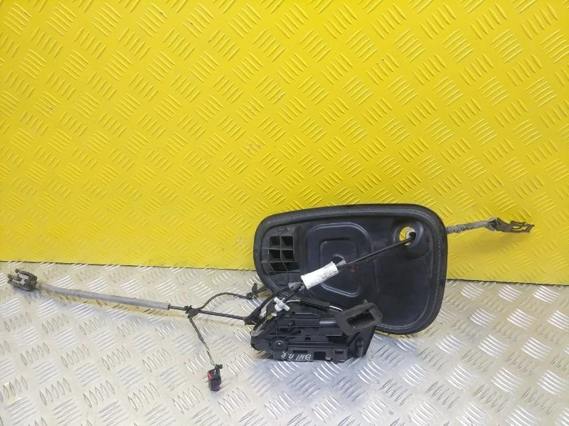 Замок двери передней правой Volkswagen Golf Vii 2012-2017 2013 5K1837016D 2.0 I