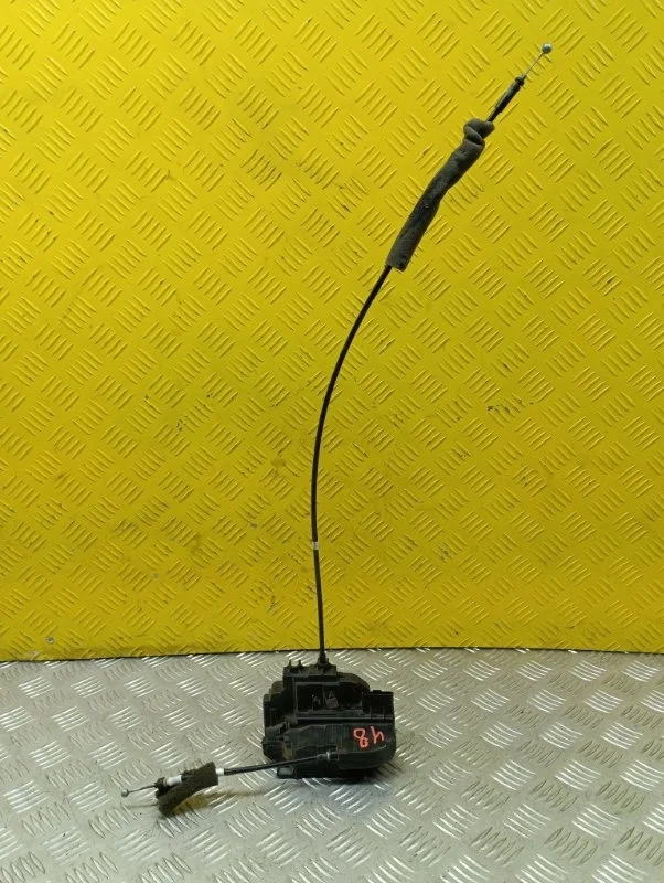 Замок двери передней правой Nissan Pathfinder (R51M) 2004-2013 2008 80500EB30A 2.5 D YD25DDTI