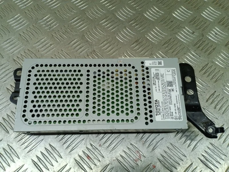 Усилитель звука Toyota Land Cruiser Prado 150 (2009-2023) 2020 8628060561 ВНЕДОРОЖНИК 4.0 I 1GRFE