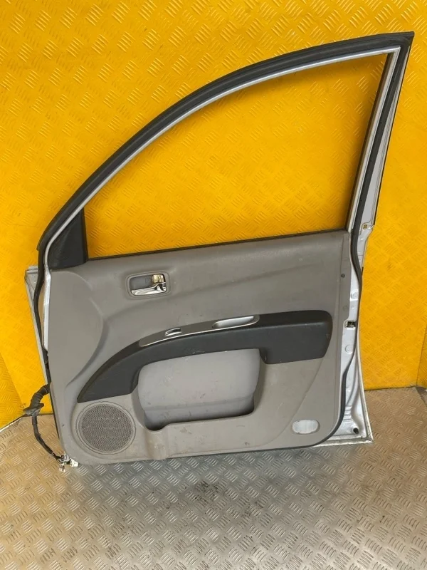 Обшивка двери передняя правая Mitsubishi L200 (2006-2015) 2006 7221A134HA ПИКАП 2.5 D 4D56