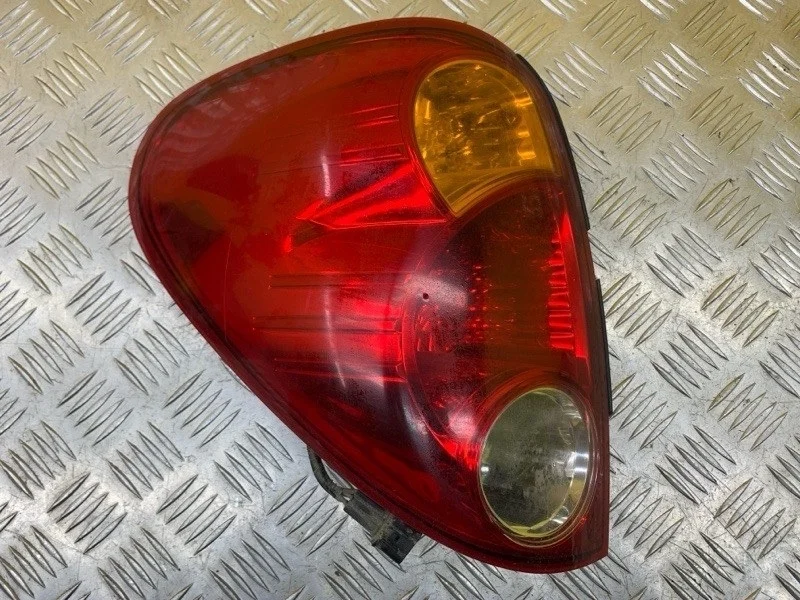 Фонарь задний левый Mitsubishi L200 (2006-2015) 2006 8330A155 ПИКАП 2.5 D 4D56